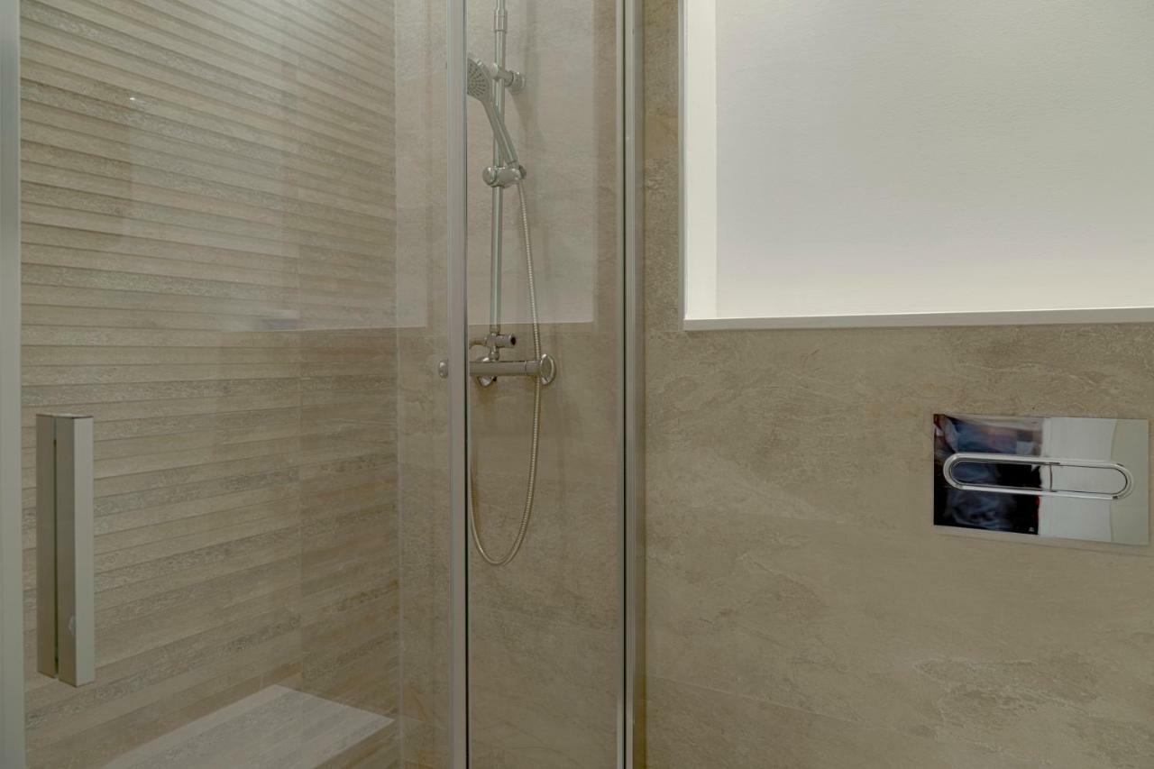 Suncity Teatro Premier Apartman Málaga Kültér fotó